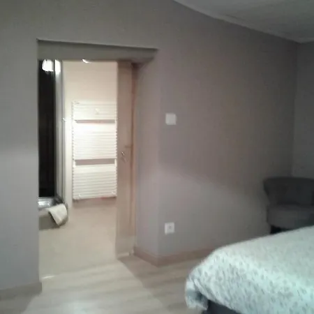 Au Passage Des Grues فندق مبيت وإفطار 3*